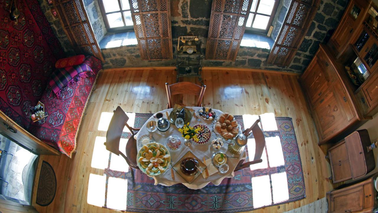 Hye Aspet Հայ Ասպետ Bed and Breakfast Gjumri Eksteriør billede