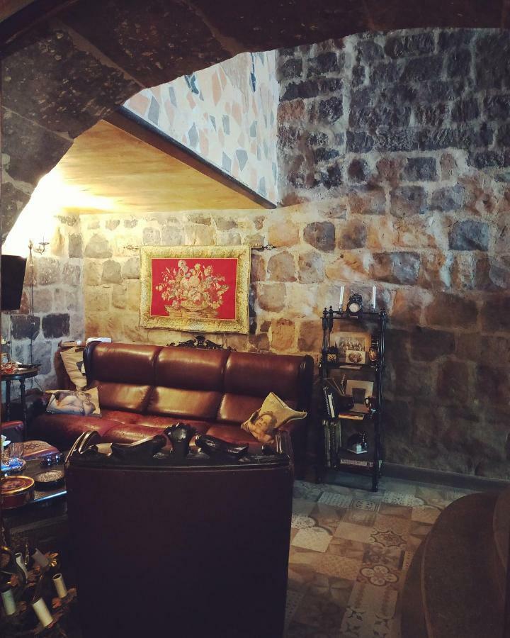 Hye Aspet Հայ Ասպետ Bed and Breakfast Gjumri Eksteriør billede