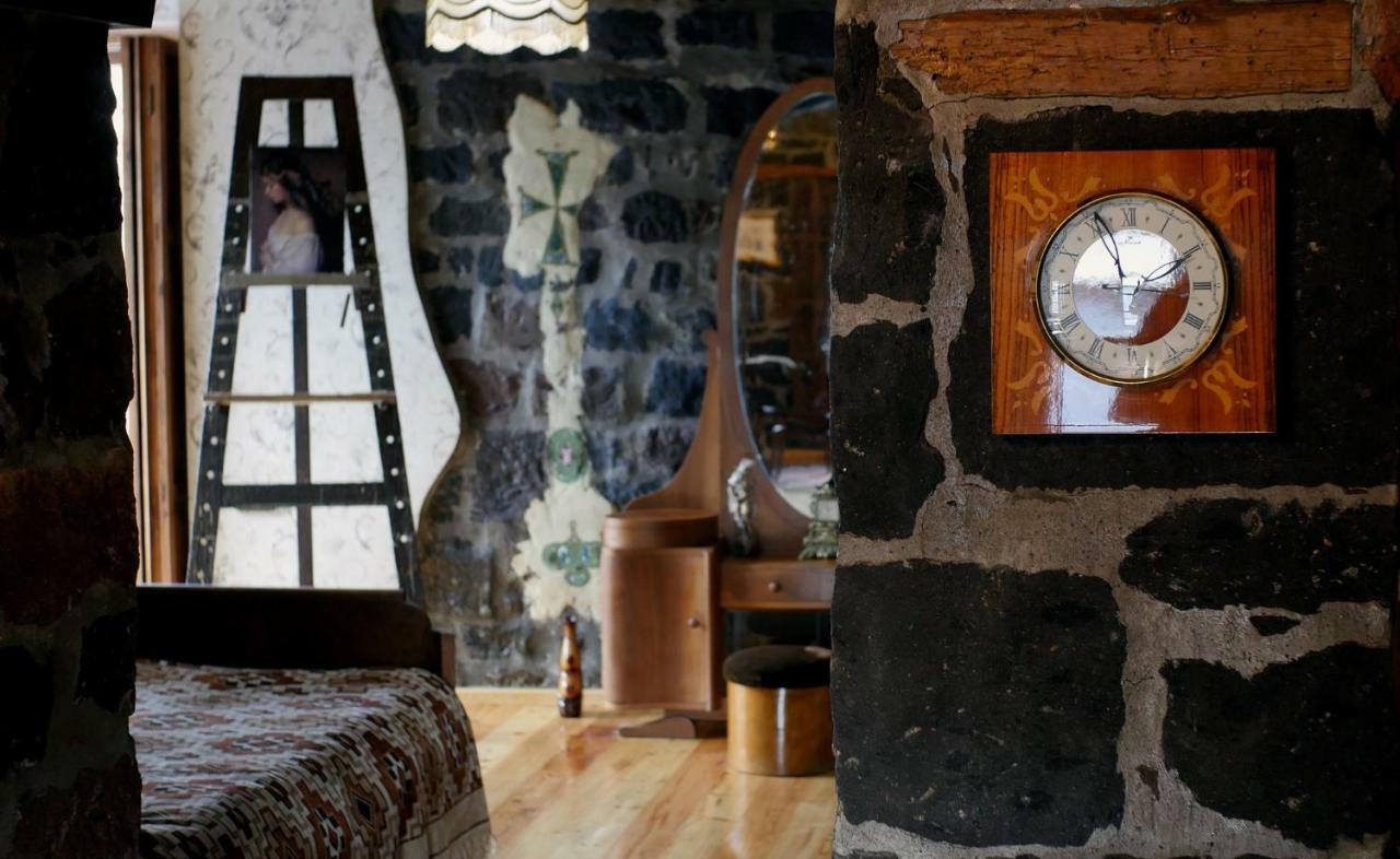 Hye Aspet Հայ Ասպետ Bed and Breakfast Gjumri Eksteriør billede
