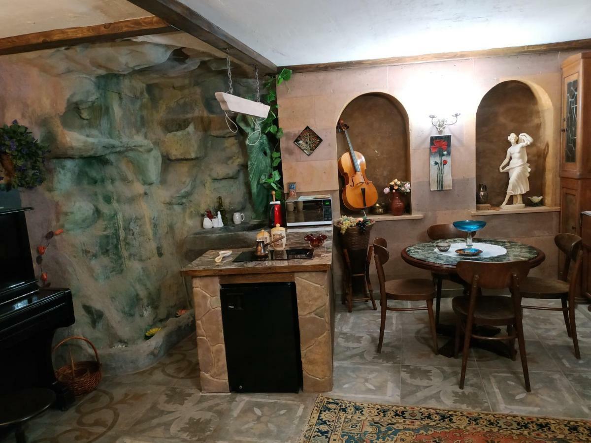 Hye Aspet Հայ Ասպետ Bed and Breakfast Gjumri Eksteriør billede