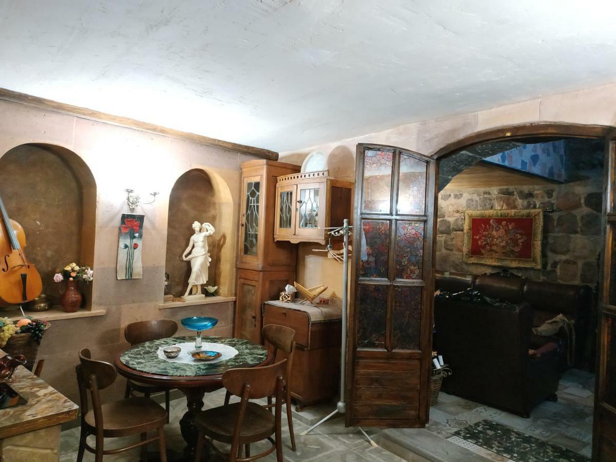 Hye Aspet Հայ Ասպետ Bed and Breakfast Gjumri Eksteriør billede