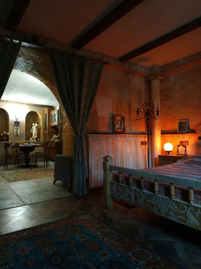 Hye Aspet Հայ Ասպետ Bed and Breakfast Gjumri Eksteriør billede